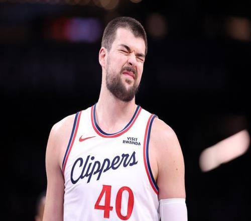 莱比锡与曼,城欧冠,强首回合,足球即时比分,世界杯足球赛事即时比分,直播中文版