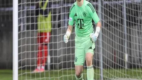 巴西豪门激战巴甲，百年对决一触即发！8胜7负悬念迭起，谁能笑到最后？